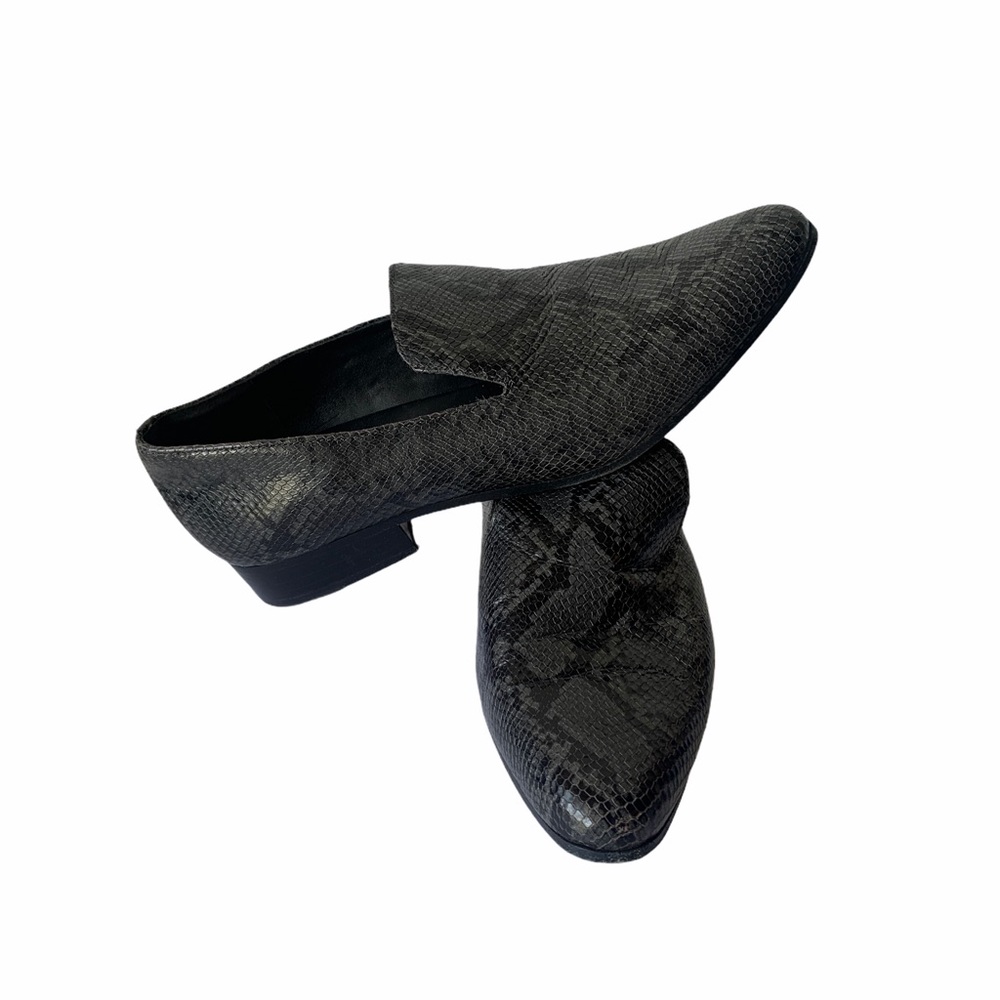 Vince snake print